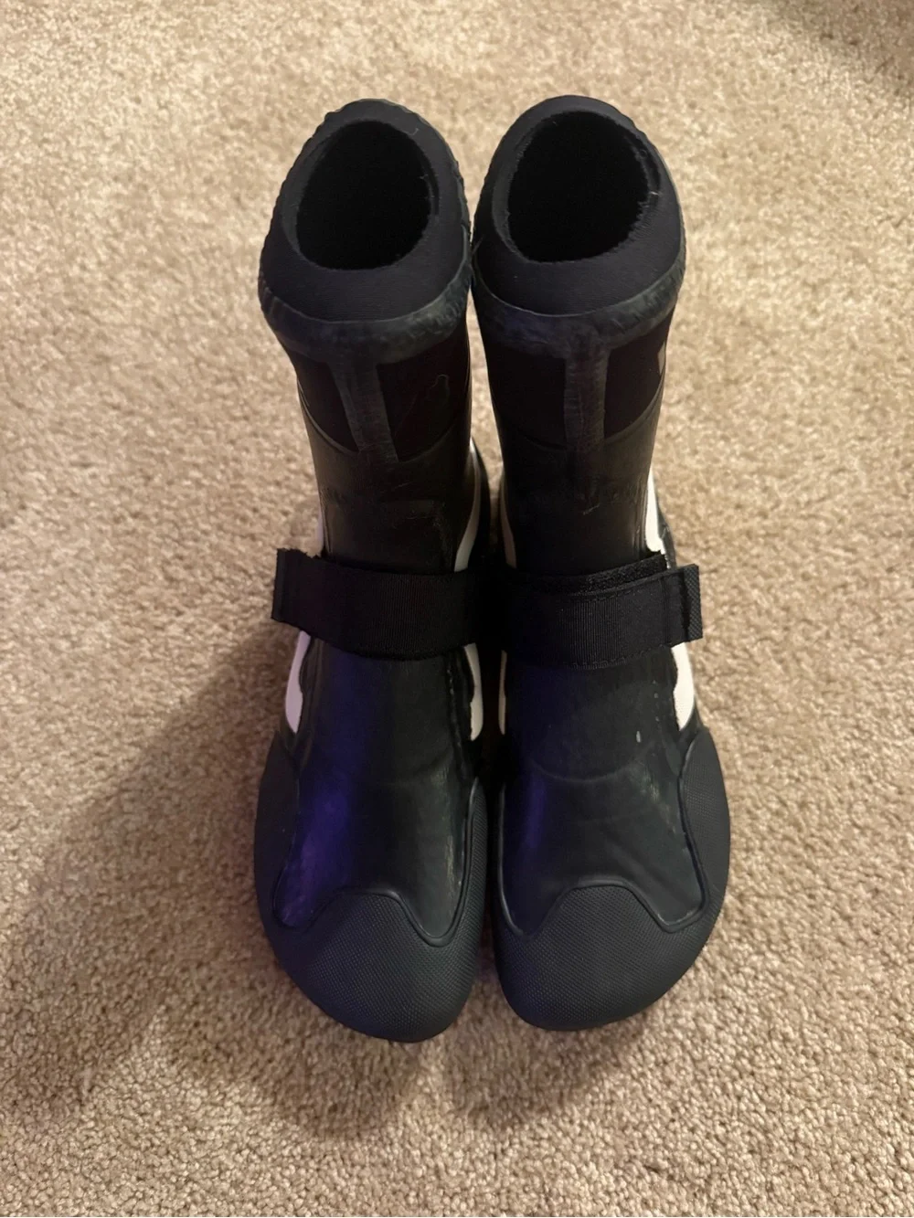 Vans Surf Boot 2 Hi V - Men's Size 6 / 7.5 Women’s Black  - 3mm Surfing